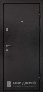 Металлическая дверь открывается внутрь квартиры №58 внешняя - фото